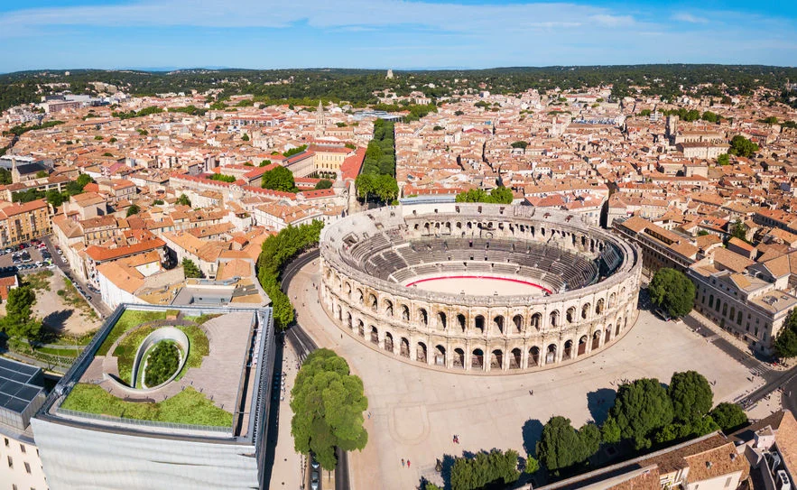 You are currently viewing 5 raisons d’aller visiter Nîmes