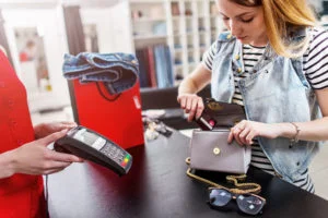 Lire la suite à propos de l’article Soutenez les commerces de Montpellier et économisez sur vos achats avec l&rsquo;application Keetiz !